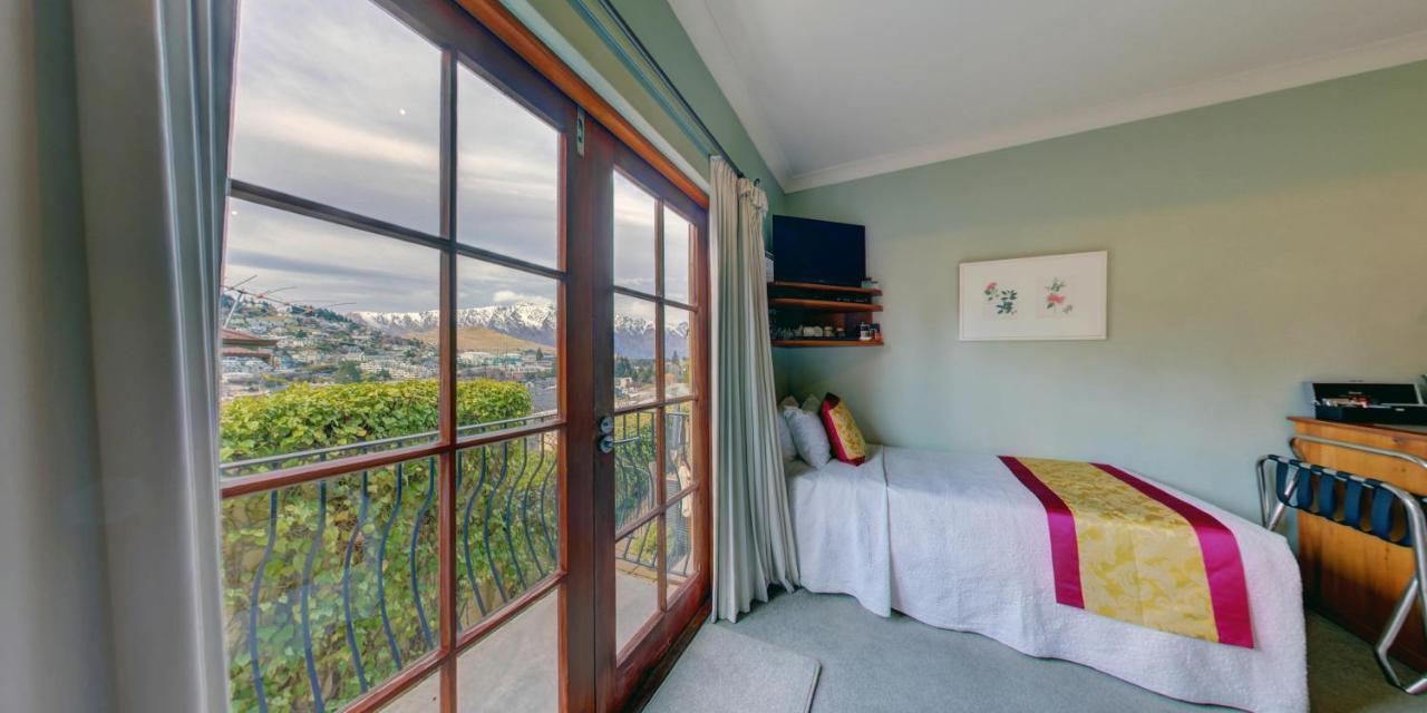 Browns Boutique Hotel Κουίνσταουν Δωμάτιο φωτογραφία