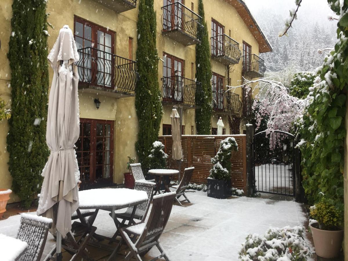 Browns Boutique Hotel Κουίνσταουν Εξωτερικό φωτογραφία