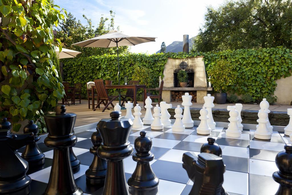 Browns Boutique Hotel Κουίνσταουν Εξωτερικό φωτογραφία